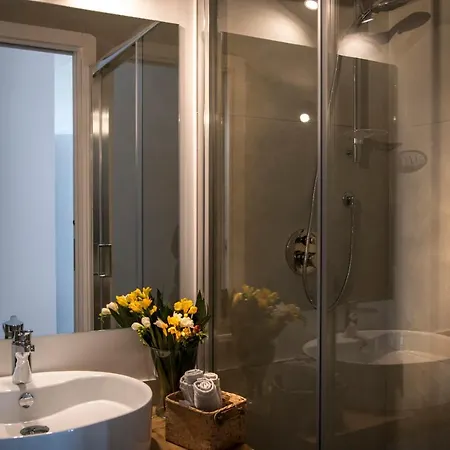 Torremuzza - Charming House In The Heart Of With Lovely View Palermo