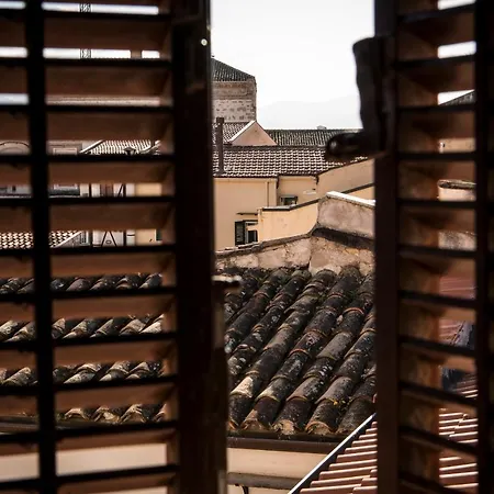 Torremuzza - Charming House In The Heart Of With Lovely View Palermo